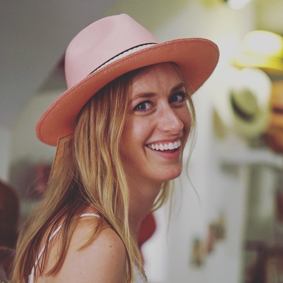 Meet your Posher, Kaitlin - Picture 1 of 1